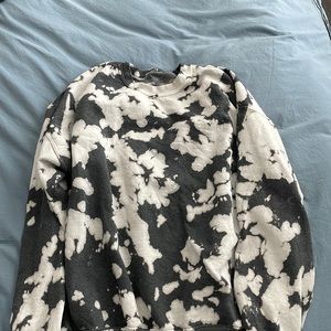 Tie Dye UO sweatshirt